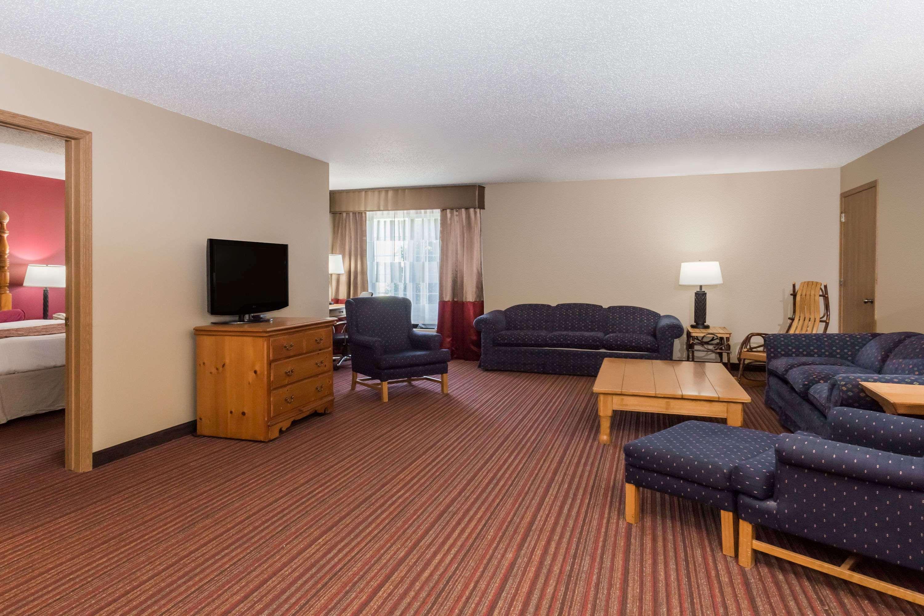 Hotel Baymont By Wyndham Mequon Milwaukee Area Zewnętrze zdjęcie